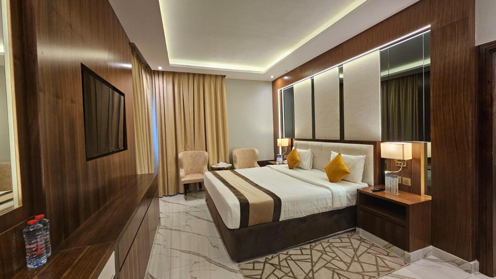 Concorde Deira Hotel -Formerly Golden Tulip Deira Hotel Дубай Екстер'єр фото